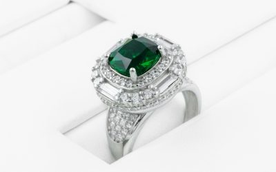 MAY BIRTHSTONE-THE EMERALD
