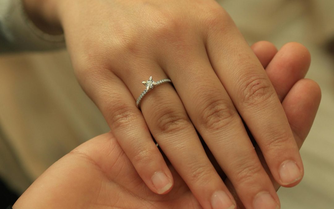ENGAGEMENT RINGS