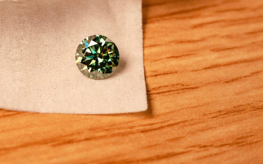 HOW DO I CLEAN MY MOISSANITE?