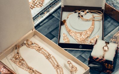 SPECIALIST JEWELLERY DESIGNERS CONTINUE AGE-OLD TRENDS